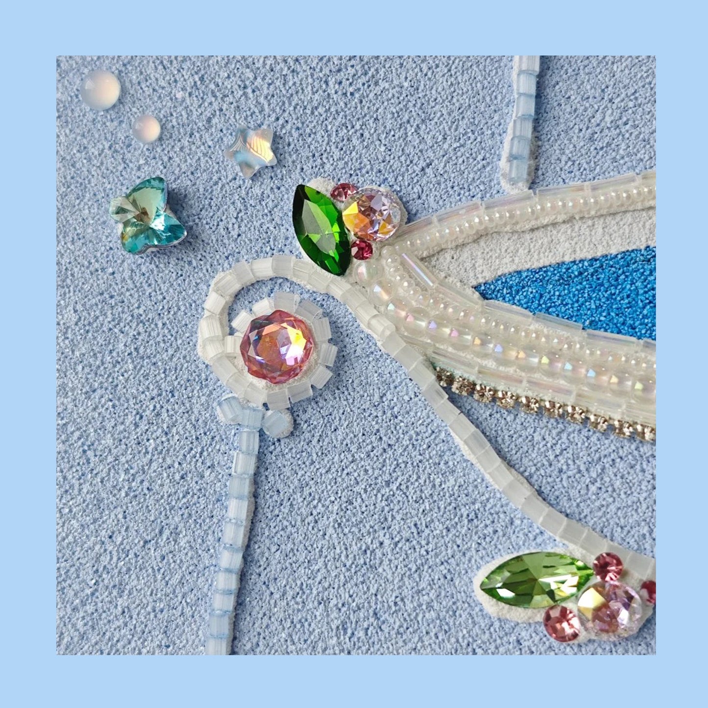 Crystal Fountain Gem Art Kit Textured Sapphire Canvas with Pearl & Gemstone